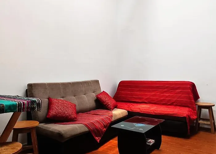 Affittacamere La Casa De Laura - Plaza 4*