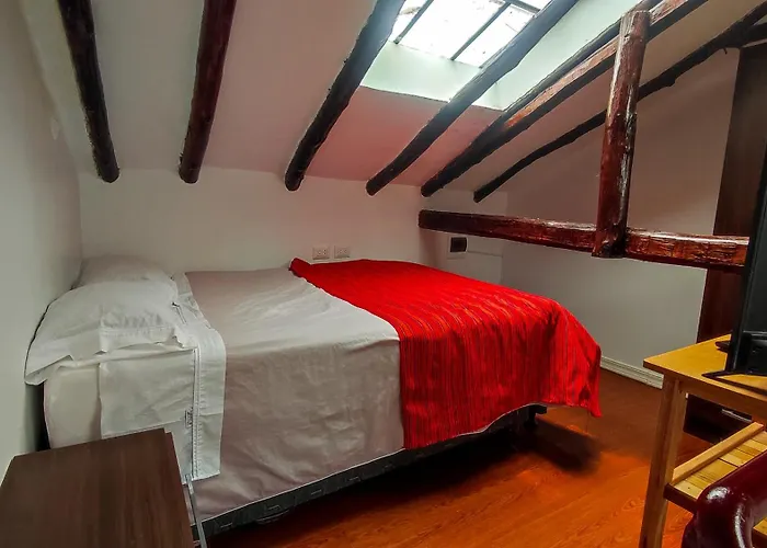La Casa De Laura - Plaza 4*