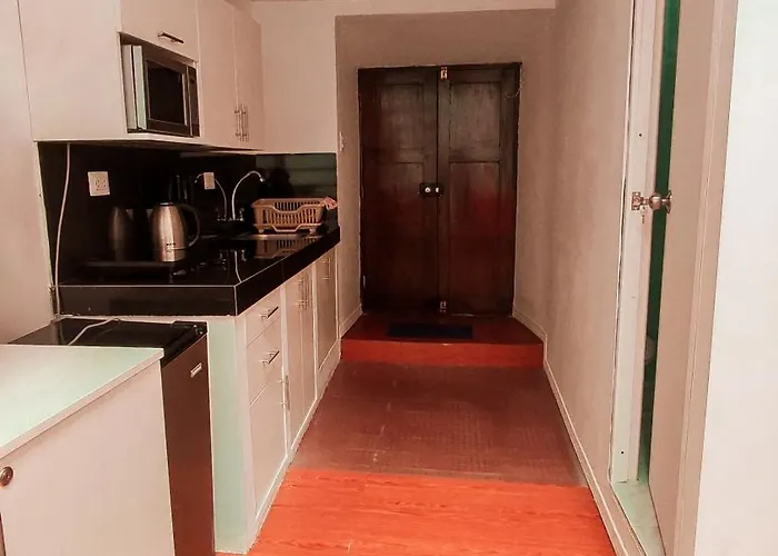 La Casa De Laura - Plaza